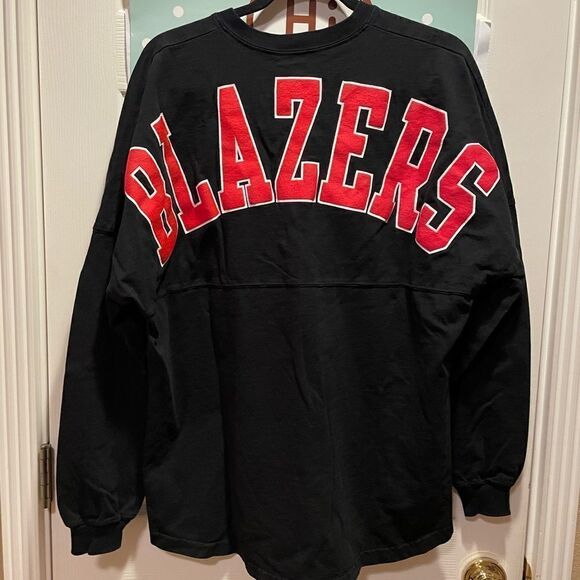 Fanatics Trail Blazers Long Sleeved Fan Jersey M - Picture 1 of 11